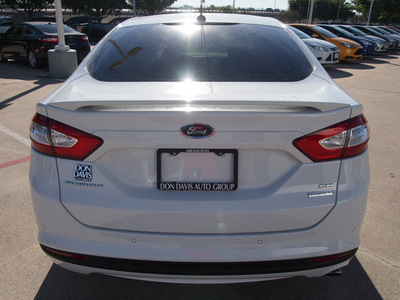 ford fusion 2013 white sedan se 4 cylinders front wheel drive automatic 76011
