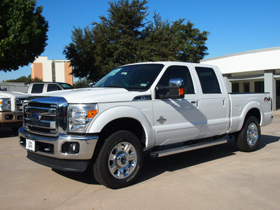 ford f 250 super duty 2012 white lariat biodiesel 8 cylinders 4 wheel drive automatic 76011