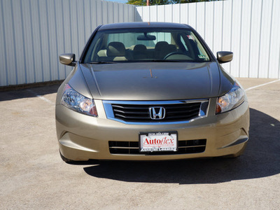 honda accord 2010 sedan lx gasoline 4 cylinders front wheel drive not specified 75080