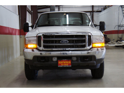 ford f 250 super duty 2001 off white xlt diesel 8 cylinders 4 wheel drive automatic 79110