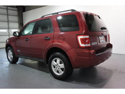 ford escape 2008 red suv xlt 4wd gasoline 4 cylinders all whee drive 4 speed automatic 77471