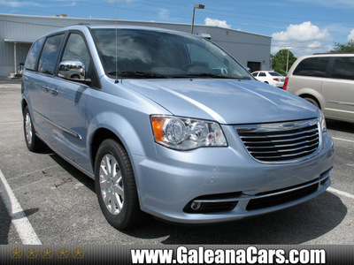 chrysler town and country 2012 lt  blue van touring l flex fuel 6 cylinders front wheel drive automatic 33912
