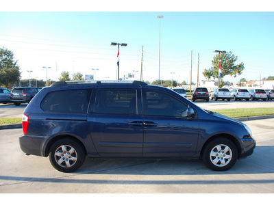 kia sedona 2007 blue van gasoline 6 cylinders front wheel drive shiftable automatic 77090