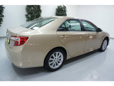 toyota camry hybrid 2012 tan sedan xle hybrid 4 cylinders front wheel drive automatic 91731