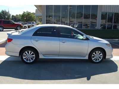 toyota corolla 2010 silver sedan s 4 cylinders automatic with overdrive 77706