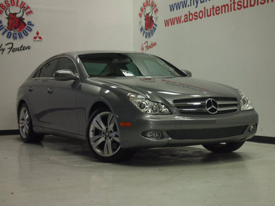 mercedes benz cls class 2010 gray sedan cls550 gasoline 8 cylinders rear wheel drive automatic 75150