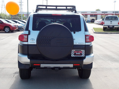 toyota fj cruiser 2008 gray suv gasoline 6 cylinders 4 wheel drive automatic with overdrive 77469