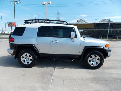 toyota fj cruiser 2008 gray suv gasoline 6 cylinders 4 wheel drive automatic with overdrive 77469