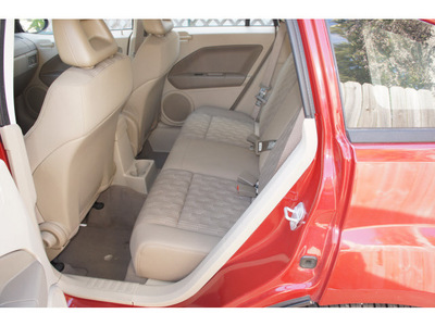 dodge caliber 2007 red hatchback sxt gasoline 4 cylinders front wheel drive automatic 77515