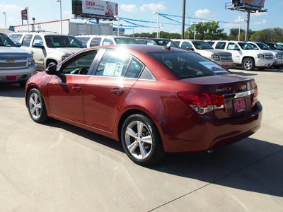 chevrolet cruze 2013 brown sedan 2lt auto gasoline 4 cylinders front wheel drive automatic 78130