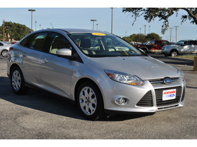 ford focus 2012 silver sedan se flex fuel 4 cylinders front wheel drive automatic 78216