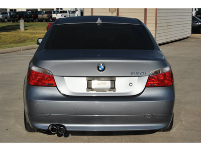 bmw 550i 2007 gray sedan gasoline 8 cylinders rear wheel drive automatic with overdrive 77539
