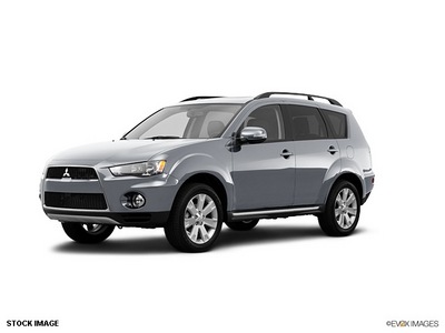 mitsubishi outlander 2013 silver suv 4 cylinders not specified 44060