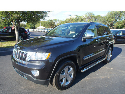 jeep grand cherokee 2013 black suv limited gasoline 8 cylinders 4 wheel drive automatic 33157