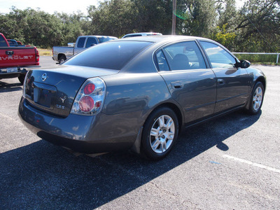 nissan altima 2005 gray sedan 2 5 s gasoline 4 cylinders front wheel drive automatic 78016