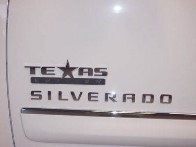 chevrolet silverado 1500 2012 white pickup truck lt flex fuel 8 cylinders 2 wheel drive automatic 76116