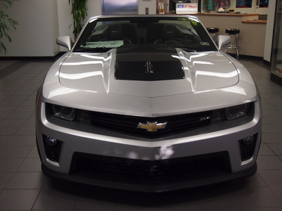 chevrolet camaro 2013 silv ice met zl1 gasoline 8 cylinders rear wheel drive not specified 77090
