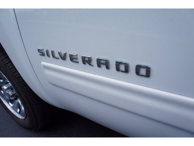 chevrolet silverado 1500 2011 white lt flex fuel 8 cylinders 2 wheel drive automatic 33177