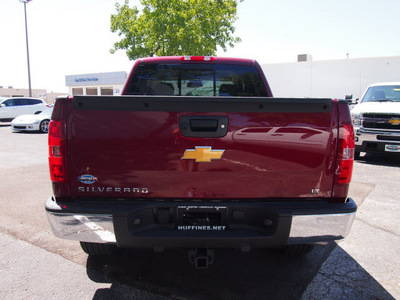 chevrolet silverado 1500 2013 dk  red lt flex fuel v8 2 wheel drive automatic 75075