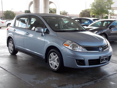 nissan versa 2011 lt  blue hatchback 1 8 s gasoline 4 cylinders front wheel drive automatic with overdrive 77477