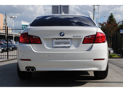 bmw 5 series 2012 white sedan 528i gasoline 4 cylinders rear wheel drive automatic 77002