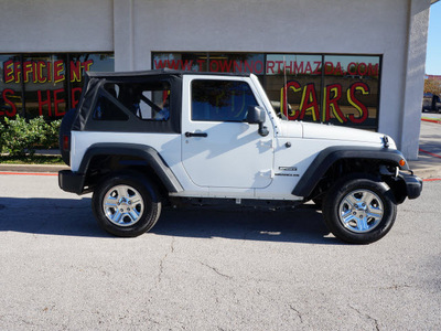 jeep wrangler 2011 white suv sport gasoline 6 cylinders 4 wheel drive automatic 75080