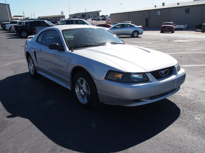 ford mustang 2003 silver coupe gasoline 6 cylinders rear wheel drive automatic 76234