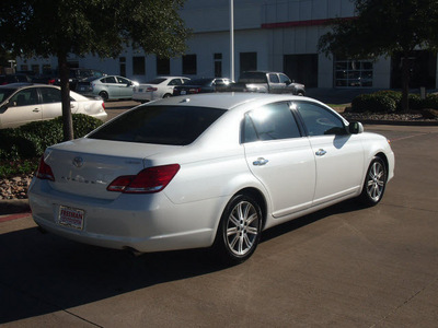 toyota avalon 2010 white sedan limited gasoline 6 cylinders front wheel drive automatic 76053