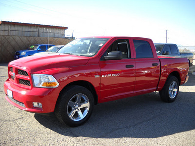 ram 1500 2012 red 8 cylinders automatic 79925