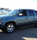 chevrolet avalanche 2009 blue suv 8 cylinders automatic 79925