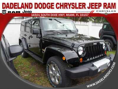 jeep wrangler unlimited 2013 silver suv sahara gasoline 6 cylinders 4 wheel drive automatic 33157