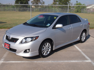toyota corolla 2010 silver sedan s gasoline 4 cylinders front wheel drive automatic 77338
