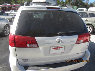 toyota sienna