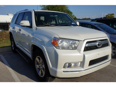 toyota 4runner 2011 white suv limited gasoline 6 cylinders 2 wheel drive automatic 78729