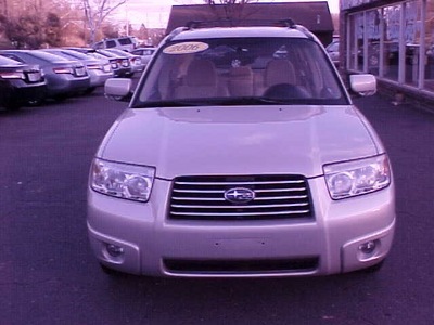 subaru forester 2006 gold wagon 2 5 x premium package gasoline 4 cylinders all whee drive automatic 06019