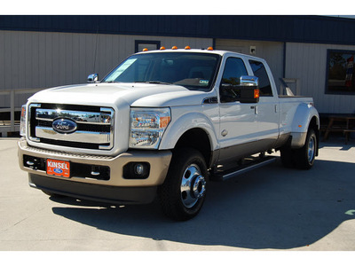 ford f 350 super duty 2012 white king ranch 8 cylinders automatic with overdrive 77706