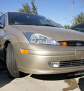 ford focus 2001 gold sedan se gasoline 4 cylinders front wheel drive not specified 76137