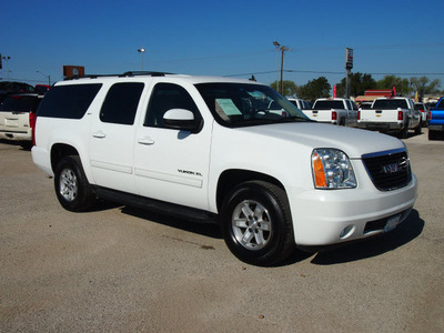 gmc yukon xl 2010 white suv slt 1500 8 cylinders automatic 78064