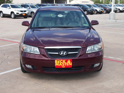 hyundai sonata 2008 dk  red sedan limited v6 gasoline 6 cylinders front wheel drive not specified 77375