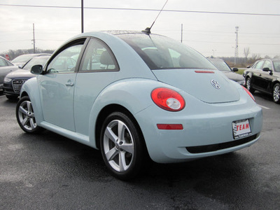 volkswagen new beetle 2010 blue hatchback gasoline 5 cylinders front wheel drive 6 speed automatic 46410