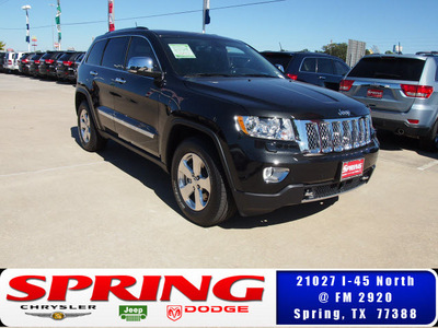 jeep grand cherokee 2013 black suv overland summit gasoline 8 cylinders 4 wheel drive automatic 77388