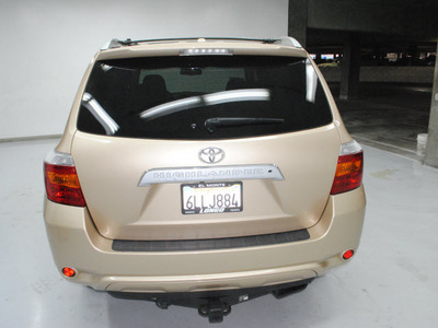 toyota highlander 2010 tan suv limited gasoline 6 cylinders front wheel drive automatic 91731