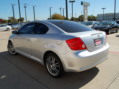 scion tc 2006 silver hatchback gasoline 4 cylinders front wheel drive automatic 75062