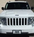 jeep liberty 2012 white suv latitude gasoline 6 cylinders 2 wheel drive automatic 76011