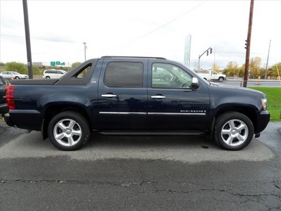 chevrolet avalanche 2009 blue suv flex fuel 8 cylinders 4 wheel drive automatic 13057