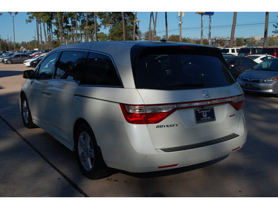 honda odyssey 2013 white van touring elite gasoline 6 cylinders front wheel drive automatic 77339