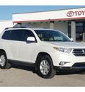 toyota highlander 2012 white suv gasoline 6 cylinders front wheel drive automatic 76543