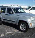 jeep liberty 2011 silver suv sport gasoline 6 cylinders 2 wheel drive automatic 78016
