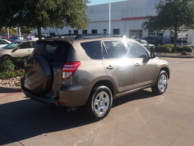 toyota rav4 2011 dk  green suv base gasoline 4 cylinders front wheel drive automatic 76053