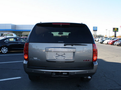 gmc yukon 2007 gray suv slt flex fuel 8 cylinders automatic 27215